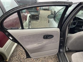 2000 saturn sw2 with 111716 miles for sale near elk-river, minnesota 246a6eb56fec4c1192a8bb86e87366f5.jpg