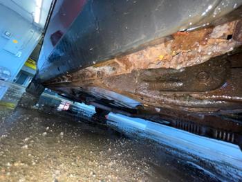 2004 mercury grand-marquis ls-premium with 242355 miles for sale near elk-river, minnesota 2491a1e322da4cb98d758ddd49e6fc9f.jpeg