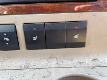 2006 ford explorer eddie-bauer-4.6l-4wd with 263873 miles for sale near fridley, minnesota 249bec868ef44989a45baaade1ecebde.jpeg