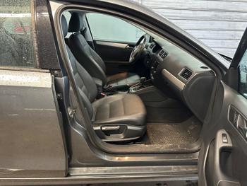 2011 volkswagen jetta tdi with 94571 miles for sale near elk-river, minnesota 250d1ea8308048a388bb109b8a96781f.jpeg