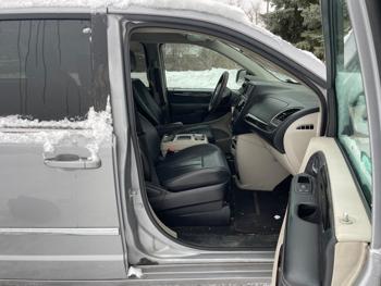 2013 chrysler town-&-country touring with 131164 miles for sale near fridley, minnesota 251ead2a249e474d81dd31cfc8e8f4a0.jpeg