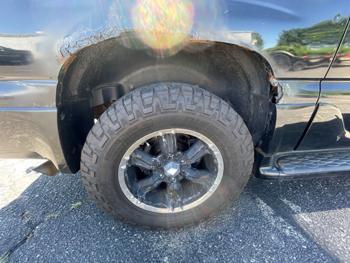 2006 gmc yukon-denali with 316678 miles for sale near shakopee, minnesota 255950c52c35469ba38d09a4bfd7410b.jpeg