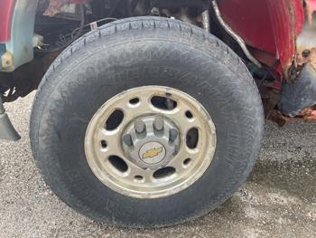 2003 chevrolet silverado-2500hd crew-cab-short-bed-4wd with 283018 miles for sale near elk-river, minnesota 25a79d053ff941e38989f215cf5577a7.jpeg