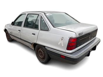 1988 pontiac lemans base-(manual) with 45474 miles for sale near elk-river, minnesota 26157b2f783d446da885cff1deef19e9.jpg