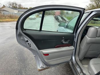 2005 buick lesabre limited with 144074 miles for sale near elk-river, minnesota 266ea1308f714f18975021fe2691a236.jpg