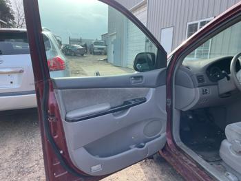 2004 toyota sienna ce with 205694 miles for sale near elk-river, minnesota 2693d11b83444e44a93383c3d2cda6f0.jpg