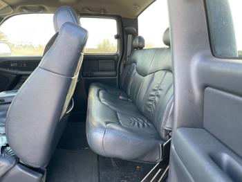 2000 chevrolet silverado-1500 ls-ext.-cab-3-door-long-bed-4wd with 134372 miles for sale near elk-river, minnesota 26e11313270a4185bc2ffe377ca4deee.jpeg