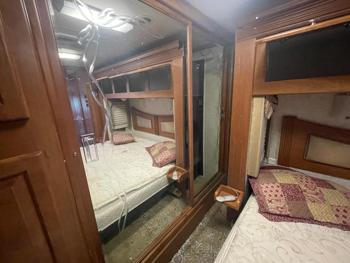 2006 freightliner x-line-motorhome - with 27483 miles for sale near elk-river, minnesota 26f6bbb170ab4224af24c12b44cf40b3.jpg