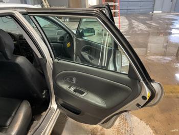 2001 volvo v40 with 184716 miles for sale near elk-river, minnesota 276cdbec082a4d55acc6e17e64309b83.jpg