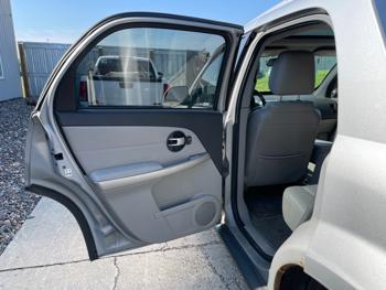 2006 chevrolet equinox lt-awd with 203790 miles for sale near elk-river, minnesota 276d41e34a5b485e94a145915ecfdb15.jpeg