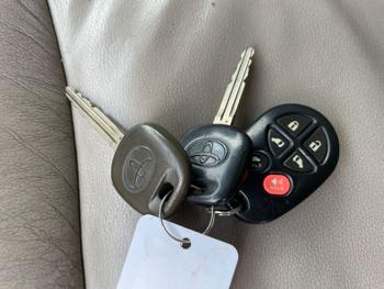 2007 toyota sienna xle-fwd with 212907 miles for sale near elk-river, minnesota 278f609578034338b02b5452e38f9f00.jpeg