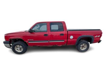 2003 chevrolet silverado-2500hd crew-cab-short-bed-4wd with 283018 miles for sale near elk-river, minnesota 27c74951c8da42a3a7115e212c2abdb4.jpg
