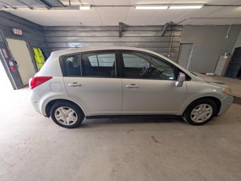 2011 nissan versa 1.8-sl-hatchback with 202864 miles for sale near elk-river, minnesota 280d49d6ed0149a8b0c0d73f30e60389.jpg