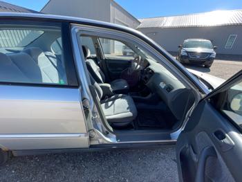 1999 honda civic dx-sedan with 180618 miles for sale near elk-river, minnesota 28542e6144f04a3c98c3622f20f8e3f2.jpeg