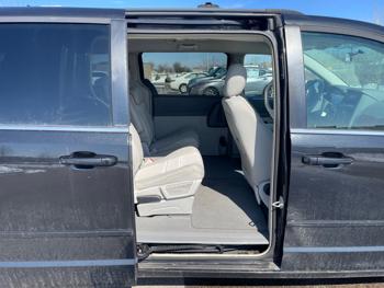 2008 chrysler town-&-country touring with 153950 miles for sale near lake-elmo, minnesota 28771aa85e9640a29f18154a1d9beba4.jpeg