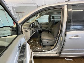 2008 dodge grand-caravan sxt with 186501 miles for sale near elk-river, minnesota 289d70003efa423c9fa3cbe7577f9626.jpeg