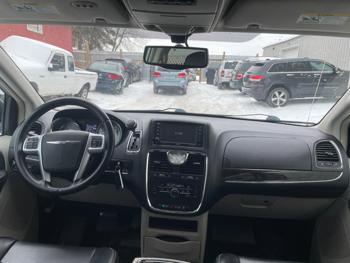 2013 chrysler town-and-country touring with 146210 miles for sale near elk-river, minnesota 289ef905fe304f52a6232667b30470b0.jpg