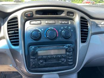 2003 toyota highlander with 200874 miles for sale near shakopee, minnesota 29809e79a1e94b5ca94b5652c6b25497.jpeg