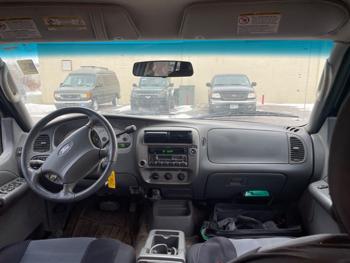 2004 ford explorer-sport-trac xls-2wd with 131988 miles for sale near redwood-falls, minnesota 29bca4c0d1a749cfa187bb6d0c1c5e0d.jpeg