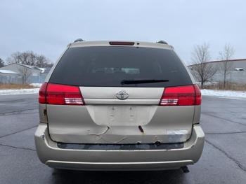 2004 toyota sienna le,ce with 177599 miles for sale near elk-river, minnesota 29be3792db7d40c48db20a27017159be.jpg