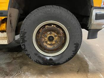 1989 chevrolet gmt-400 with 146816 miles for sale near elk-river, minnesota 2a3e0b925ecc48799ab94573c12e0389.jpg