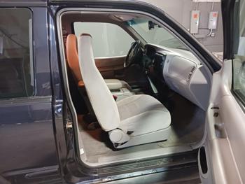 2000 ford explorer sport-2-door-4wd with 125619 miles for sale near elk-river, minnesota 2b396700cf2144f681b26b942c17d568.jpg