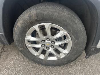 2019 chevrolet traverse lt-cloth-fwd with 140494 miles for sale near elk-river, minnesota 2b39778d390e4833b645e8474736a7ee.jpeg