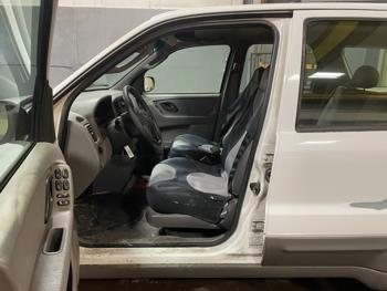 2001 ford escape xls-2wd with 238125 miles for sale near elk-river, minnesota 2b56f11b5092479fb7a8135973e2279a.jpeg