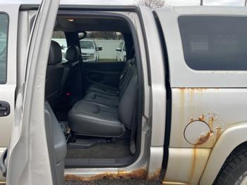 2005 chevrolet silverado-1500 ls-crew-cab-4wd with 291163 miles for sale near fridley, minnesota 2b57e32717144f4dabe11151dd2db9ad.jpeg