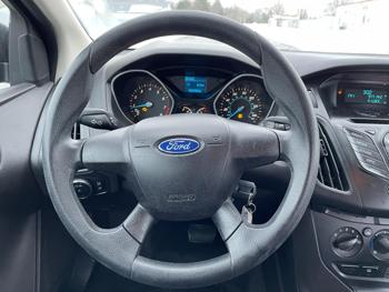 2014 ford focus s with 160780 miles for sale near elk-river, minnesota 2b6b901d1cc0486baa130ba7409a4cae.jpg