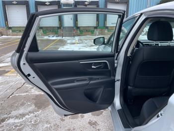 2017 nissan altima 2.5-s with 153306 miles 2b8c2cecf01a4cb88717bcfe39409301.jpeg