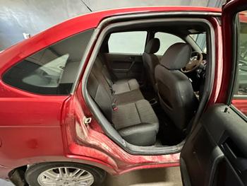 2010 ford focus se-sedan with 100334 miles for sale near elk-river, minnesota 2bbf80e2c6b74f02bd12ad1f0256476e.jpeg