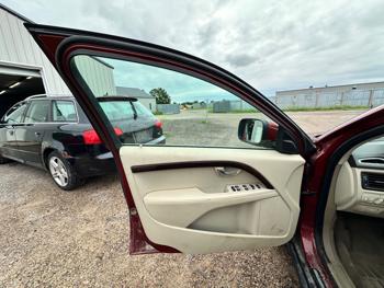 2012 volvo xc70 3.2-premier with 163464 miles for sale near elk-river, minnesota 2c6642d27021466aaacf872e61b1a5fd.jpeg