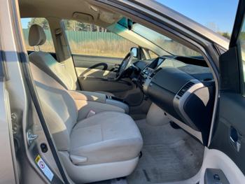 2005 toyota prius 4-door-liftback with 249731 miles for sale near elk-river, minnesota 2d8ba159d07b4318bfe41890083ef1b7.jpeg