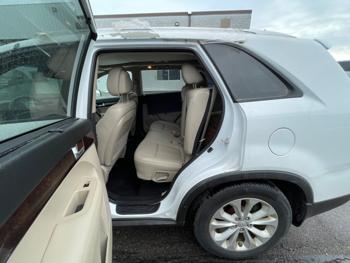 2014 kia sorento ex-v6-2wd with 62812 miles 2ddb884e06be4cb2b9d1184b1b5ba5c9.jpeg