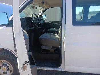 2005 chevrolet express 3500-extended with 81212 miles for sale near elk-river, minnesota 31068dc1fff941b885ea7ac3aa8c696b.jpg