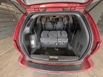 2006 chrysler town-&-country touring with 162857 miles for sale near elk-river, minnesota 315440c126574e5487357d54ecc6db81.jpg