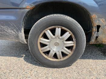 2007 chrysler town-&-country touring with 161981 miles for sale near elk-river, minnesota 32b01ca3fd4c4c8299baaaa8d3bf8e82.jpeg