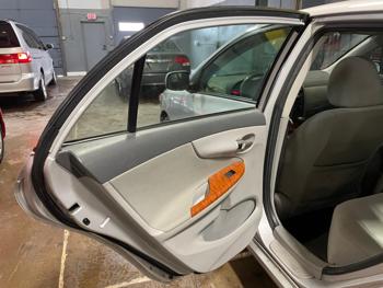 2009 toyota corolla base with 185582 miles for sale near elk-river, minnesota 32ec93bc19a04f5e8e16d863eb501b41.jpg