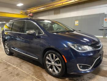2017 chrysler pacifica limited with 117154 miles for sale near elk-river, minnesota 3331e86e84664e95bf657a38157a8faf.jpg