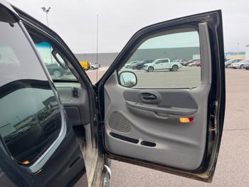 2002 ford f-150 xl-supercab-short-bed-4wd with 177669 miles for sale near redwood-falls, minnesota 333377f61de647ab89da45f3c266d15b.jpeg