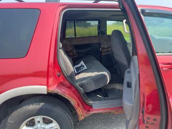 2002 ford explorer with 268813 miles for sale near elk-river, minnesota 33a23f729dee4b3081d986440d343698.jpeg