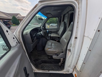 2000 ford econoline e350-super-duty with 131485 miles for sale near ramsey, minnesota 33f75575c8bc4755818543afc405bce6.jpg