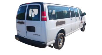 2005 chevrolet express 3500-extended with 81212 miles for sale near elk-river, minnesota 3419898b9c0c4691aea0c6e9afbaa21e.jpg