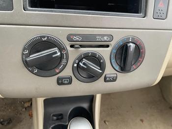 2009 nissan versa with 136858 miles for sale near elk-river, minnesota 346a5fc0a00b436192654f2445b0d63f.jpg