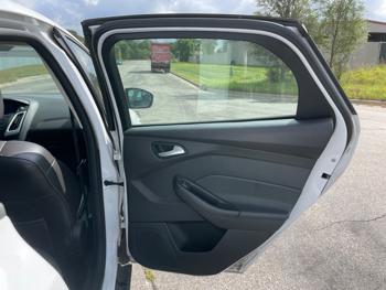 2013 ford focus se-sedan with 167983 miles for sale near elk-river, minnesota 347c22b1cd974762b2558ce8a3dd778a.jpeg
