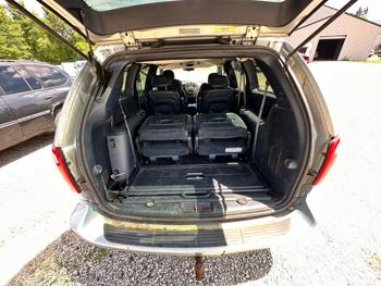 2002 chrysler town-&-country limited with 142848 miles for sale near elk-river, minnesota 34f06e079fbe413884284ec54a7df9c3.jpeg