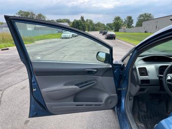 2010 honda civic dx-vp-sedan-5-speed-at with 219582 miles for sale near elk-river, minnesota 3537a48d6ea94e348aec99fc82bb69cc.jpeg