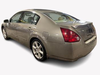2004 Nissan Maxima