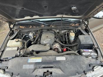 2001 chevrolet silverado-2500hd ext.-cab-4wd with 64139 miles for sale near elk-river, minnesota 357a7de758a3460091683ec649102a34.jpg
